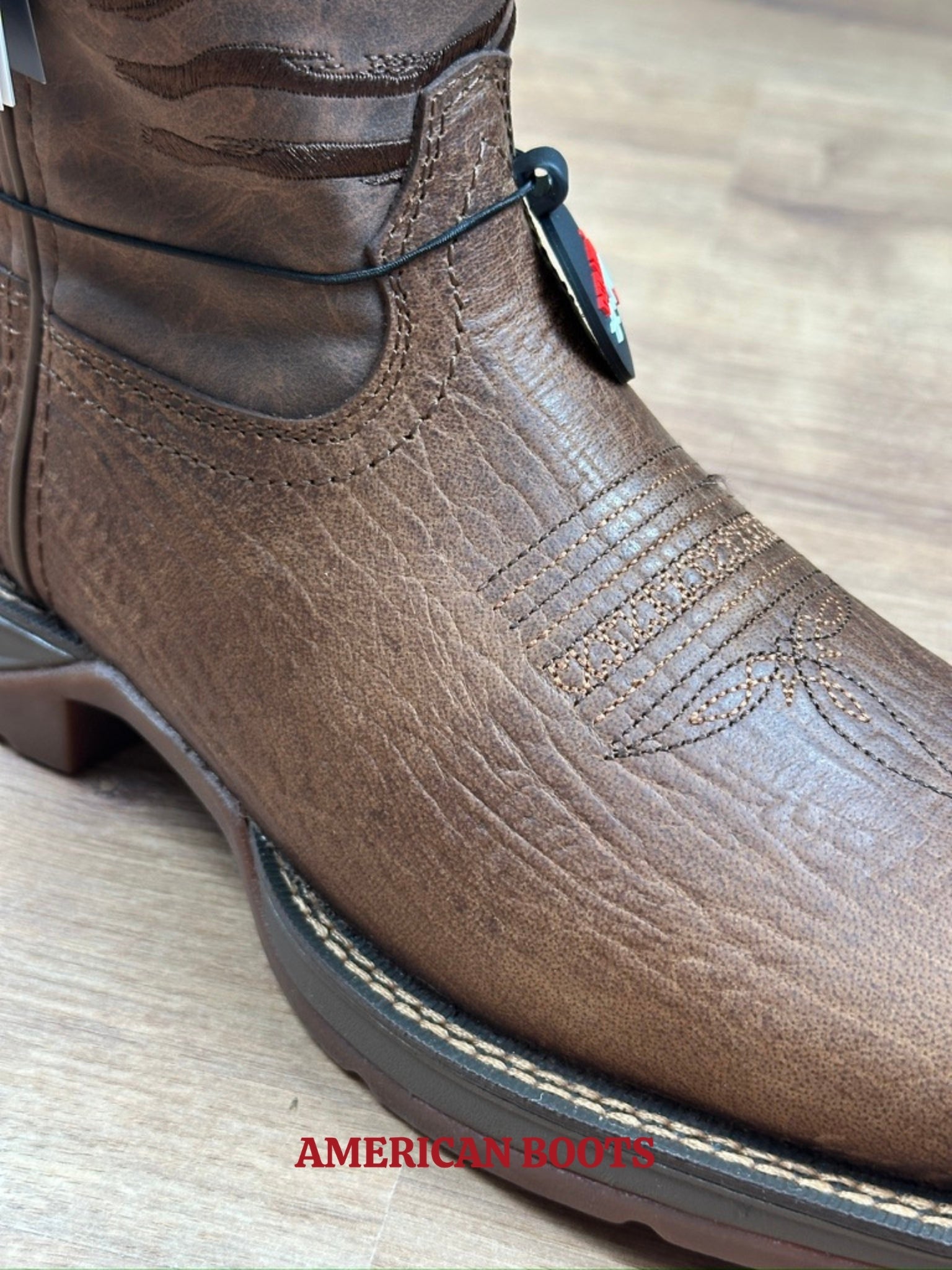 BOTA DURANGO REBEL, COURO DE CABEÇA — DDB0314.