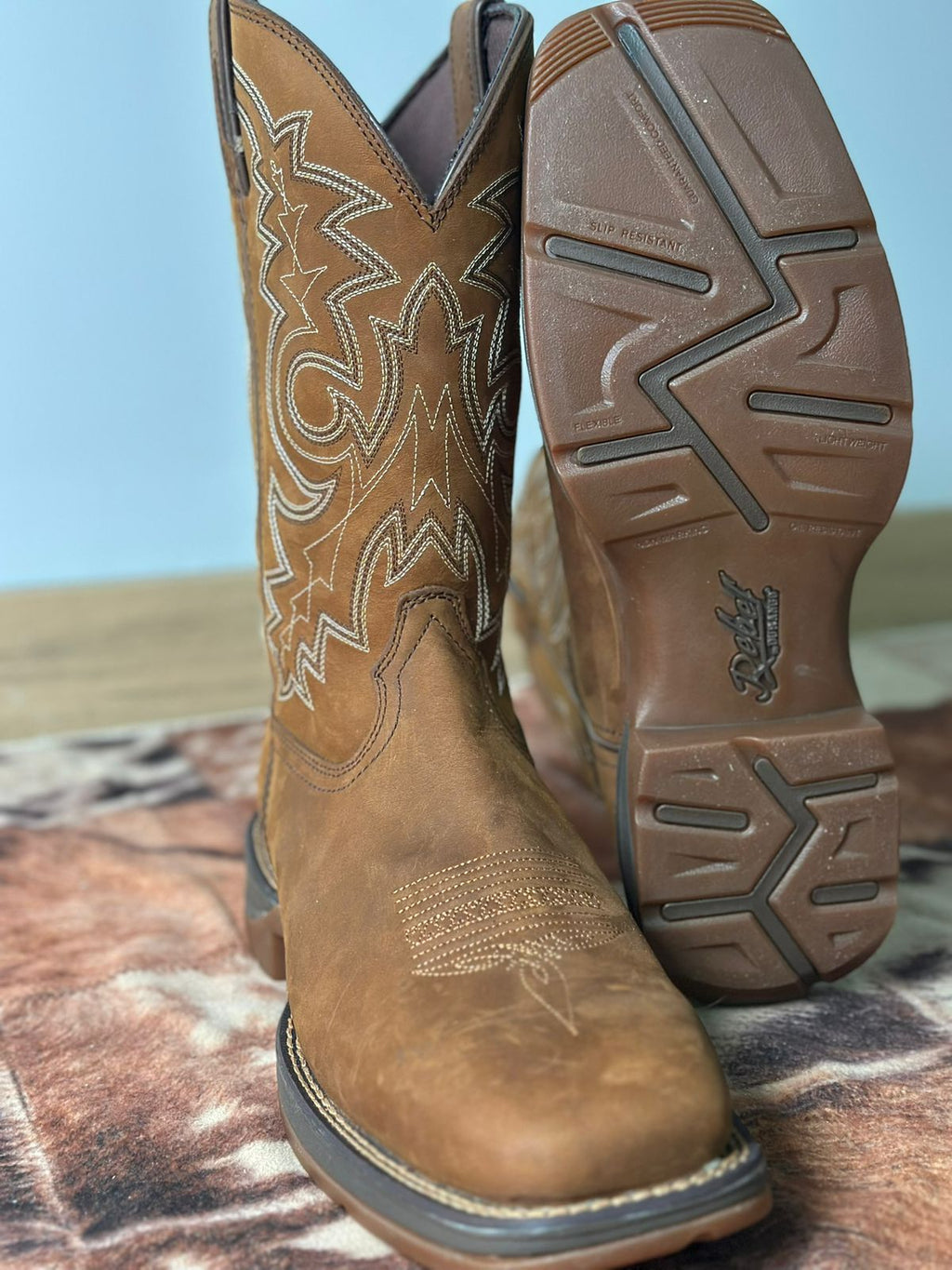 BOTA IMPORTADA DURANGO REBEL, MARROM CAMURÇA — D4443